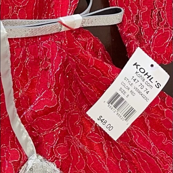 Beautiful girls red dress with belt and purse - Picture 2 of 2